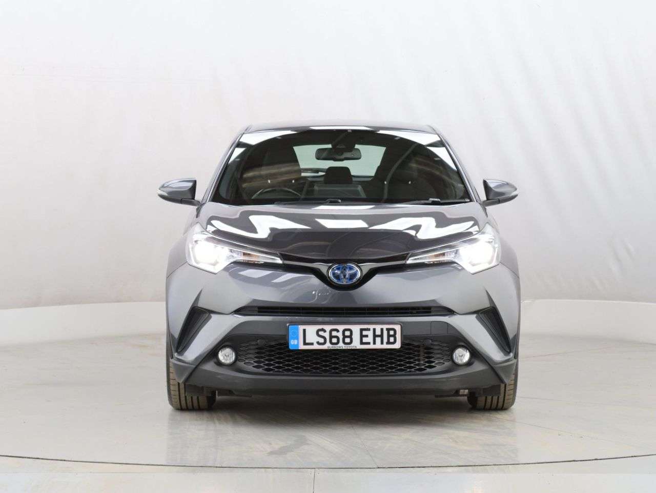 A 2018 TOYOTA C-HR 1.8 VVT-h Icon SUV 5dr Petrol Hybrid CVT Euro 6 (s/s) (122 ps) A 2018 TOYOTA C-HR 1.8 VVT-h Icon SUV 5dr Petrol Hybrid CVT Euro 6 (s/s) (122 ps)