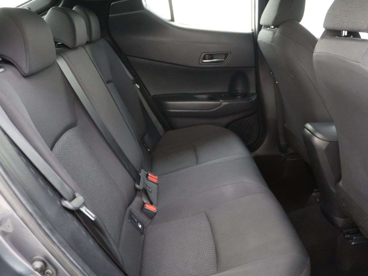 2018 TOYOTA C-HR 2018 TOYOTA C-HR