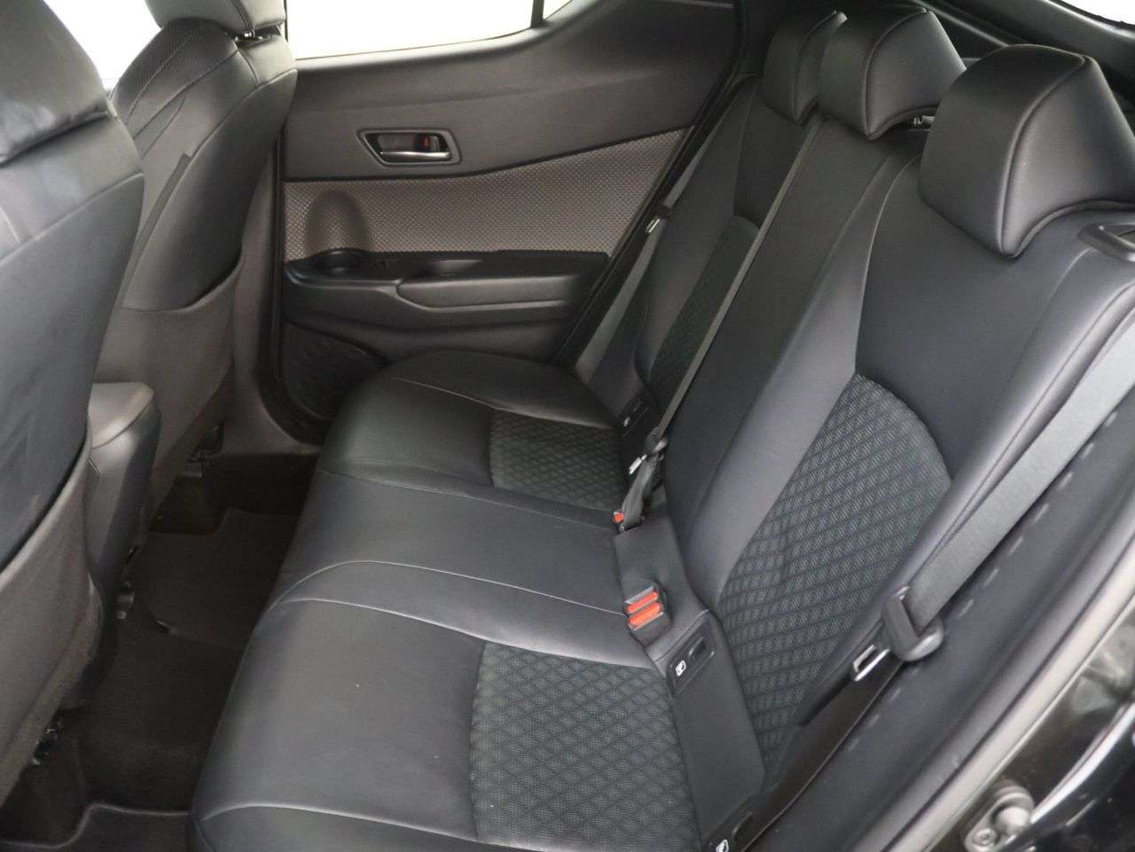 2020 TOYOTA C-HR 2020 TOYOTA C-HR