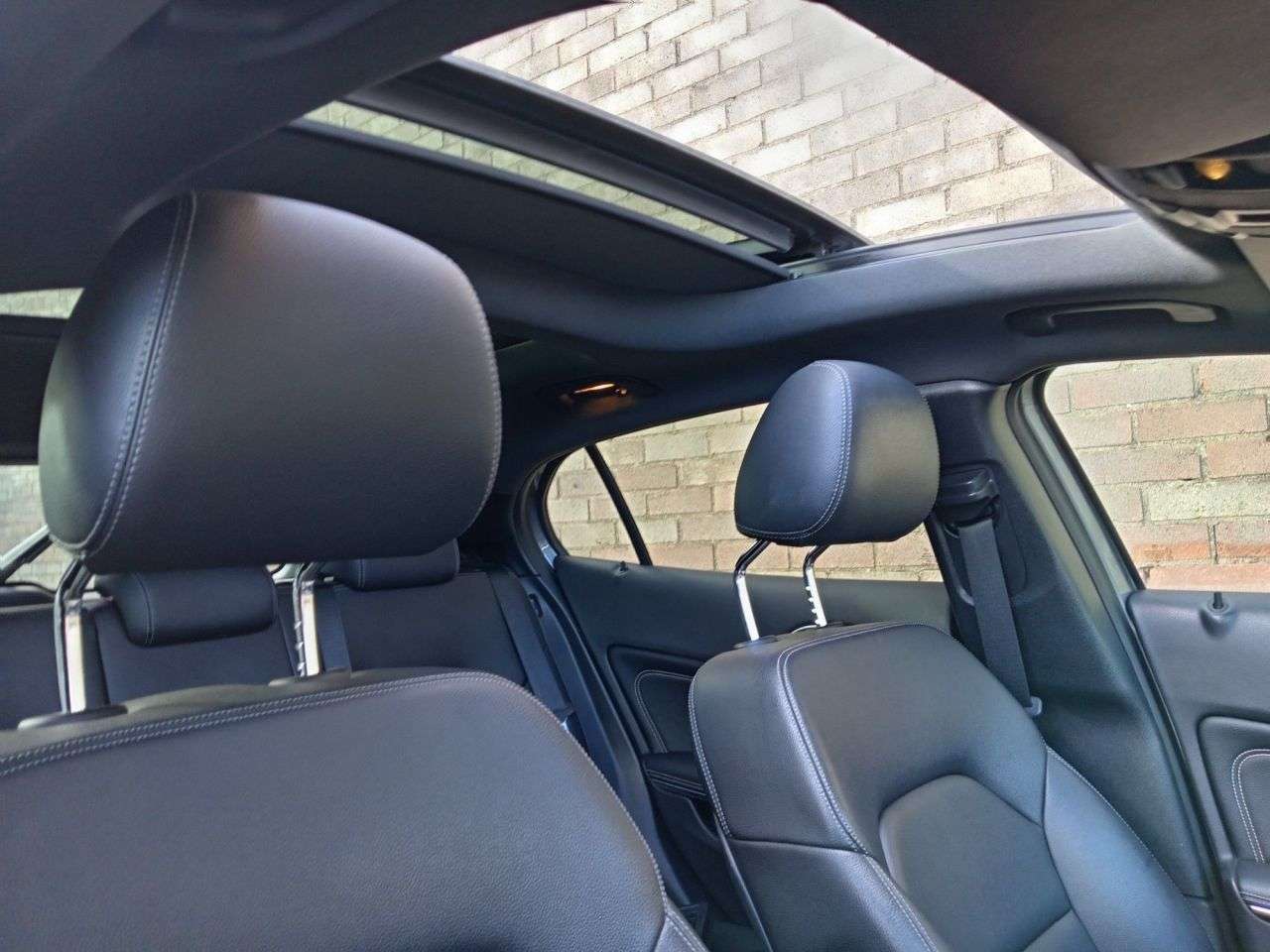 A 2019 MERCEDES-BENZ GLA CLASS 1.6 GLA200 Sport (Premium Plus) SUV 5dr Petrol 7G-DCT Euro 6 (s/s) (156 ps) A 2019 MERCEDES-BENZ GLA CLASS 1.6 GLA200 Sport (Premium Plus) SUV 5dr Petrol 7G-DCT Euro 6 (s/s) (156 ps)