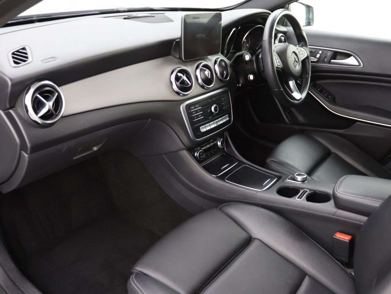 2019 MERCEDES-BENZ GLA CLASS 2019 MERCEDES-BENZ GLA CLASS