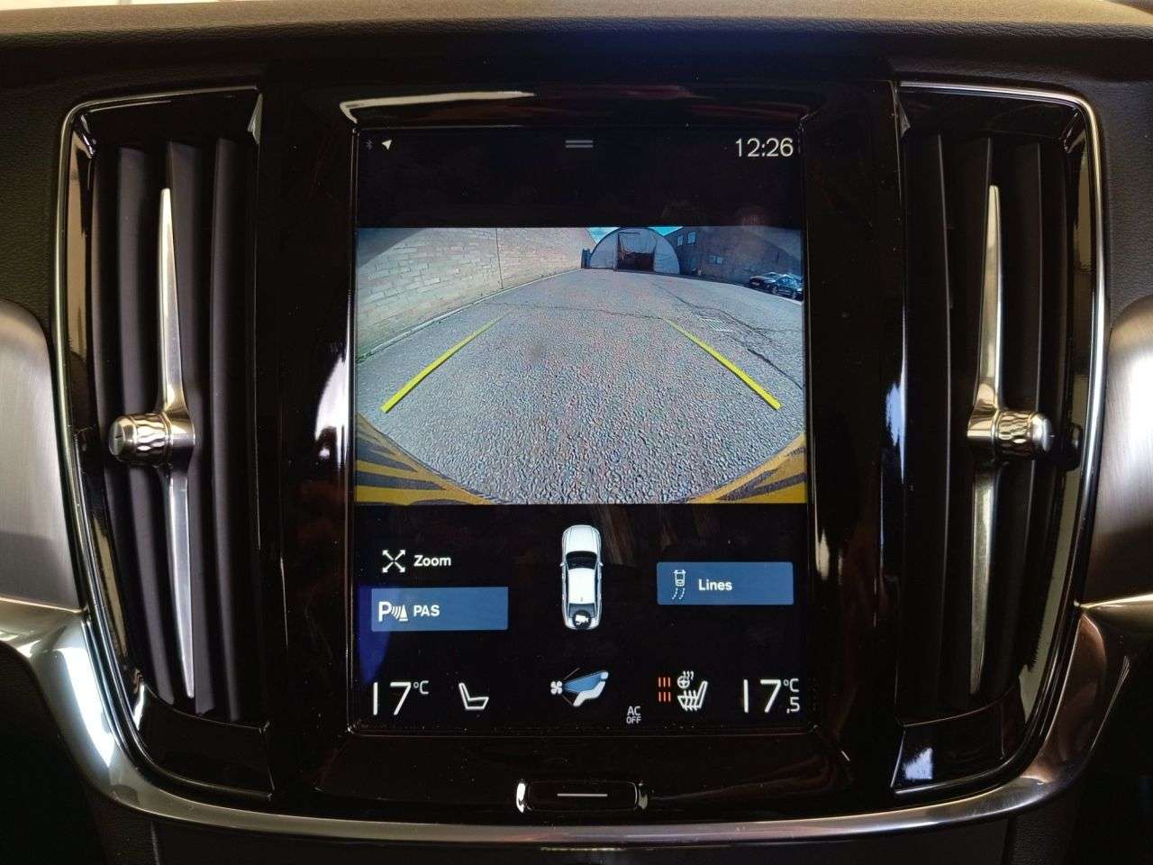 A 2018 VOLVO S90 2.0 D4 Momentum Pro Saloon 4dr Diesel Auto Euro 6 (s/s) (190 ps) A 2018 VOLVO S90 2.0 D4 Momentum Pro Saloon 4dr Diesel Auto Euro 6 (s/s) (190 ps)