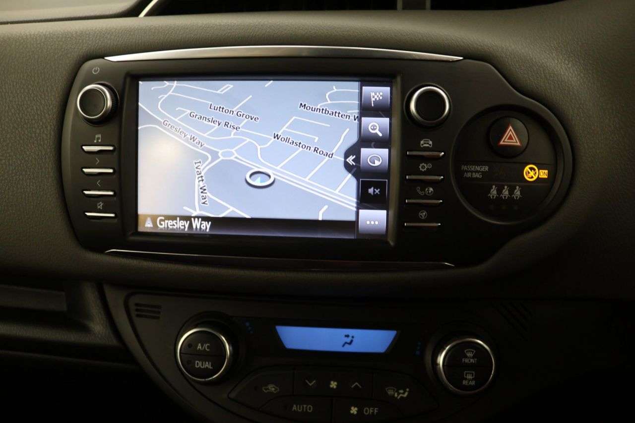 2019 TOYOTA YARIS 2019 TOYOTA YARIS