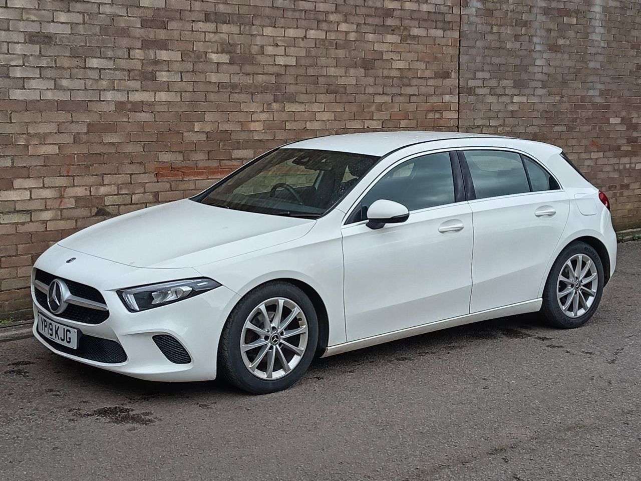 A 2019 MERCEDES-BENZ A CLASS 1.3 A180 Sport Hatchback 5dr Petrol Manual Euro 6 (s/s) (136 ps) A 2019 MERCEDES-BENZ A CLASS 1.3 A180 Sport Hatchback 5dr Petrol Manual Euro 6 (s/s) (136 ps)