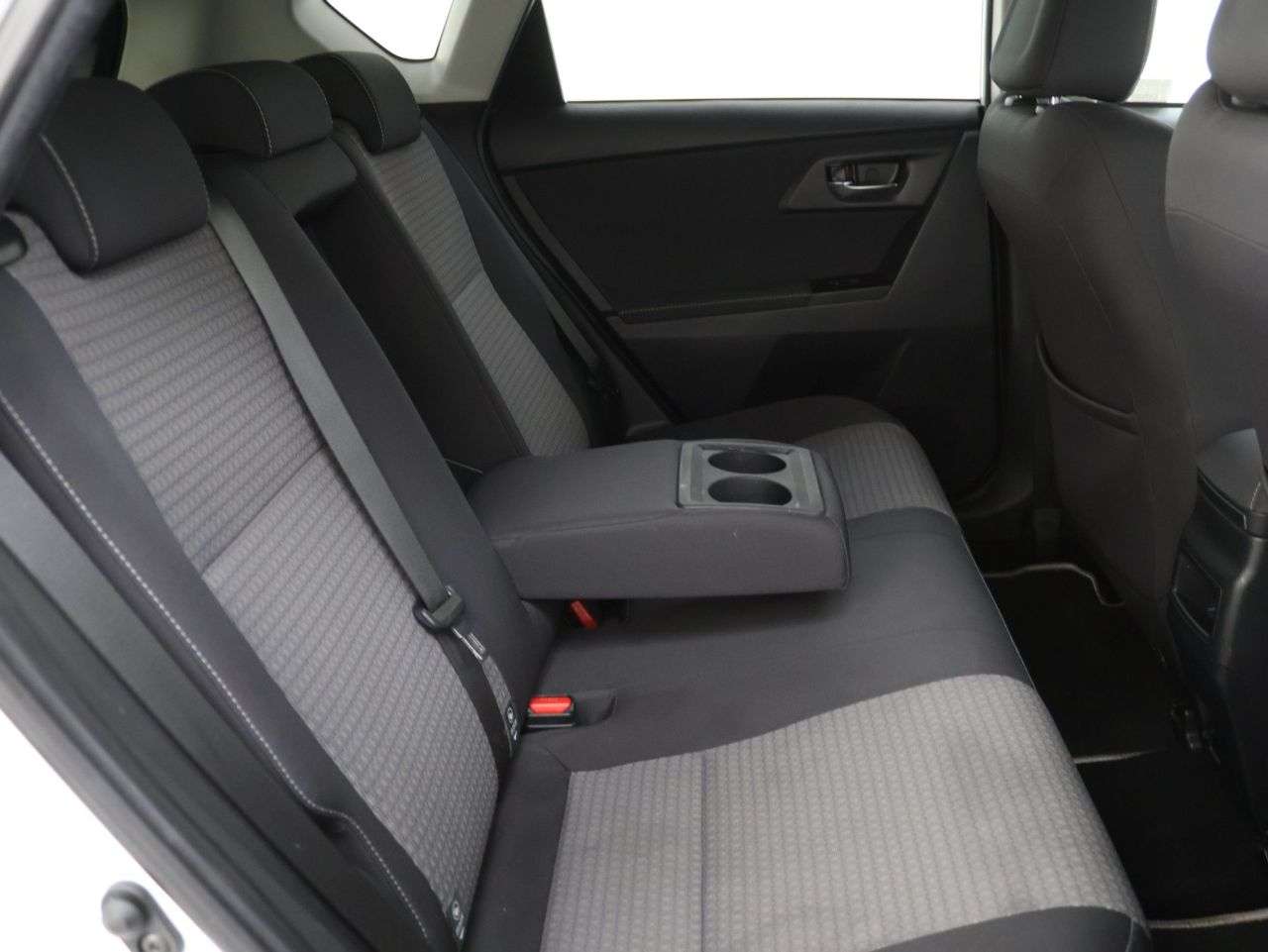 2018 TOYOTA AURIS 2018 TOYOTA AURIS