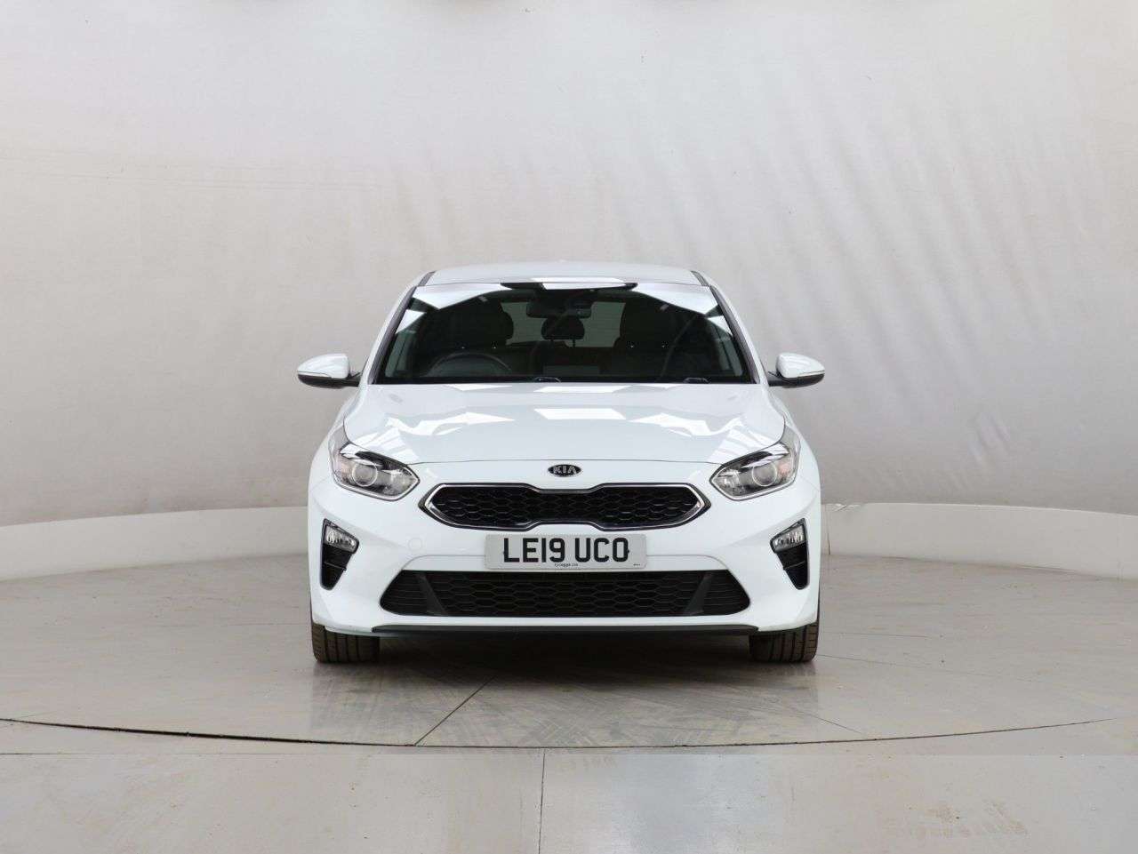 A 2019 KIA CEED 1.6 CRDi 3 Hatchback 5dr Diesel DCT Euro 6 (s/s) (114 bhp) A 2019 KIA CEED 1.6 CRDi 3 Hatchback 5dr Diesel DCT Euro 6 (s/s) (114 bhp)