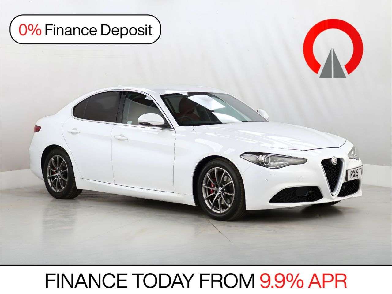 A 2019 ALFA ROMEO GIULIA 2.2 TD Tecnica Saloon 4dr Diesel Auto Euro 6 (s/s) (150 ps) A 2019 ALFA ROMEO GIULIA 2.2 TD Tecnica Saloon 4dr Diesel Auto Euro 6 (s/s) (150 ps)