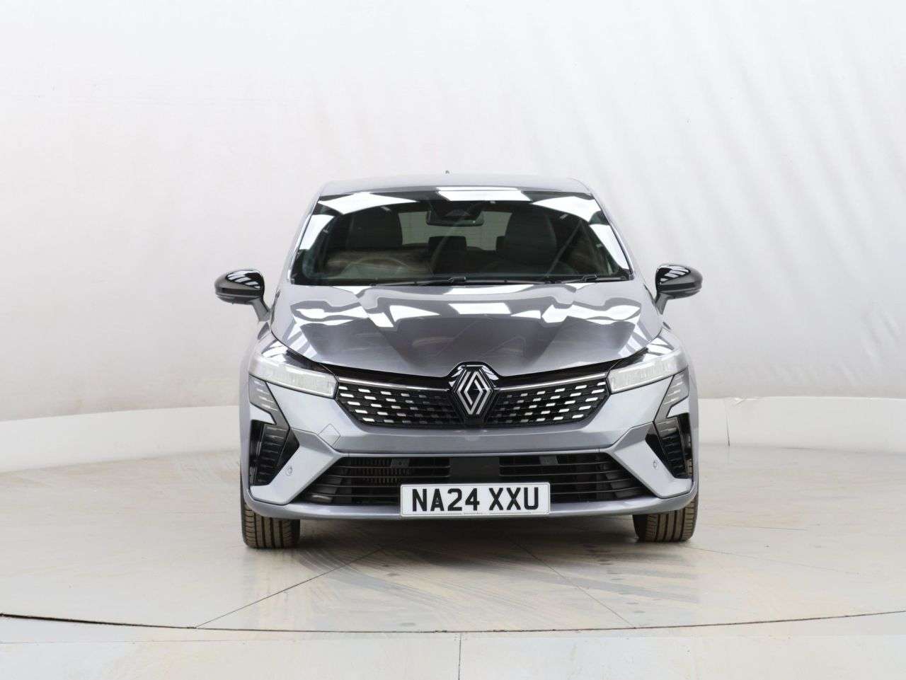 A 2024 RENAULT CLIO 1.0 TCe techno Hatchback 5dr Petrol Manual Euro 6 (s/s) (90 ps) A 2024 RENAULT CLIO 1.0 TCe techno Hatchback 5dr Petrol Manual Euro 6 (s/s) (90 ps)