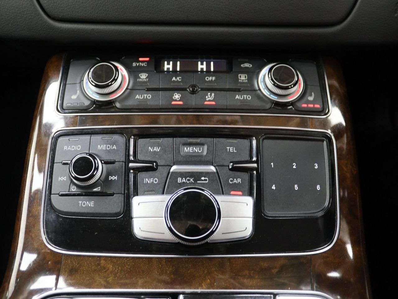 2014 AUDI A8 2014 AUDI A8