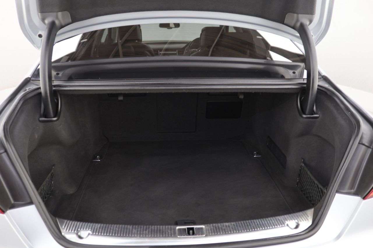 2014 AUDI A8 2014 AUDI A8