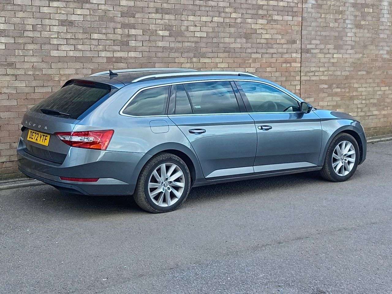 A 2022 SKODA SUPERB 1.5 TSI ACT SE Technology Estate 5dr Petrol DSG Euro 6 (s/s) (150 ps) A 2022 SKODA SUPERB 1.5 TSI ACT SE Technology Estate 5dr Petrol DSG Euro 6 (s/s) (150 ps)