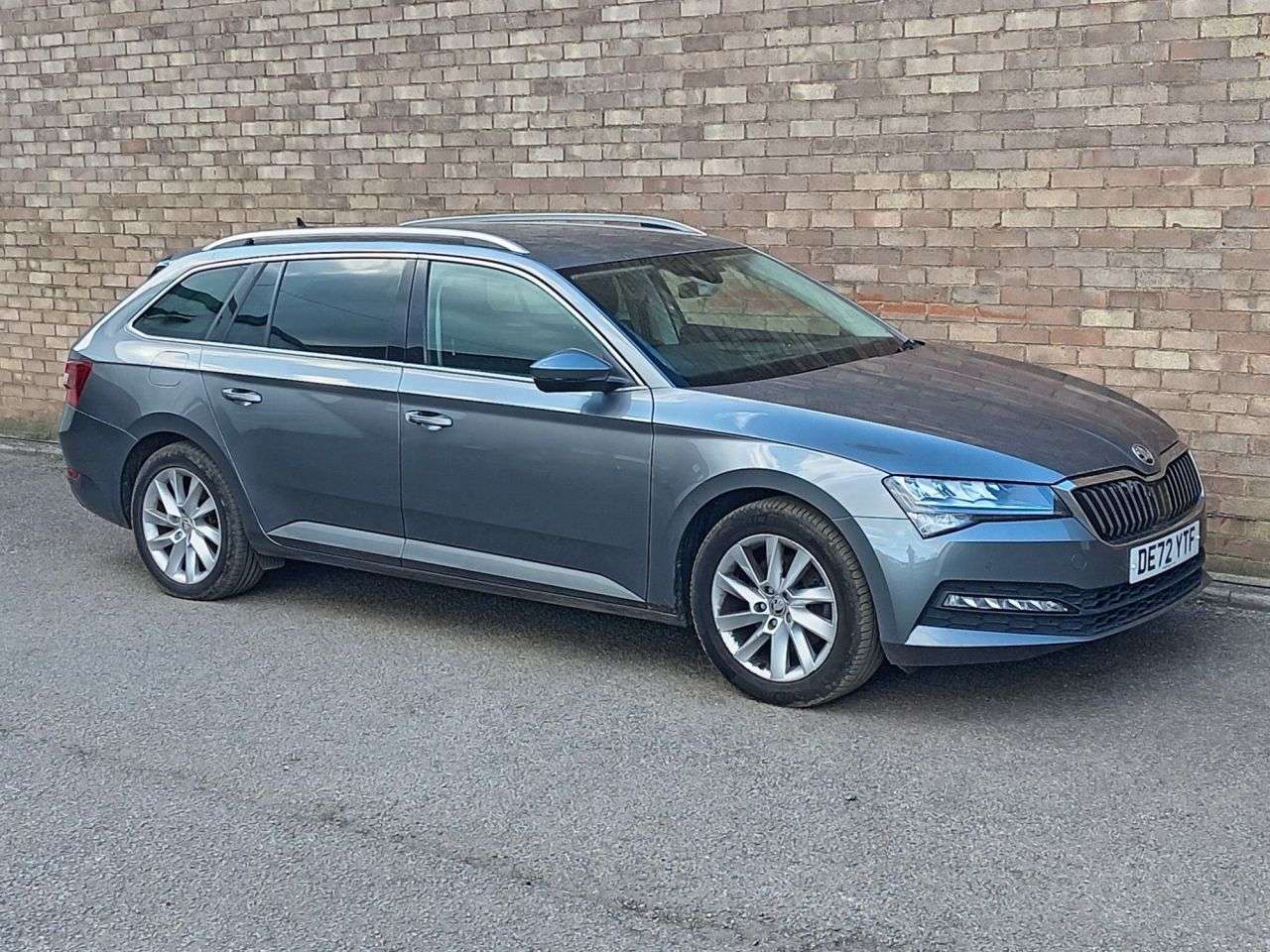 A 2022 SKODA SUPERB 1.5 TSI ACT SE Technology Estate 5dr Petrol DSG Euro 6 (s/s) (150 ps) A 2022 SKODA SUPERB 1.5 TSI ACT SE Technology Estate 5dr Petrol DSG Euro 6 (s/s) (150 ps)