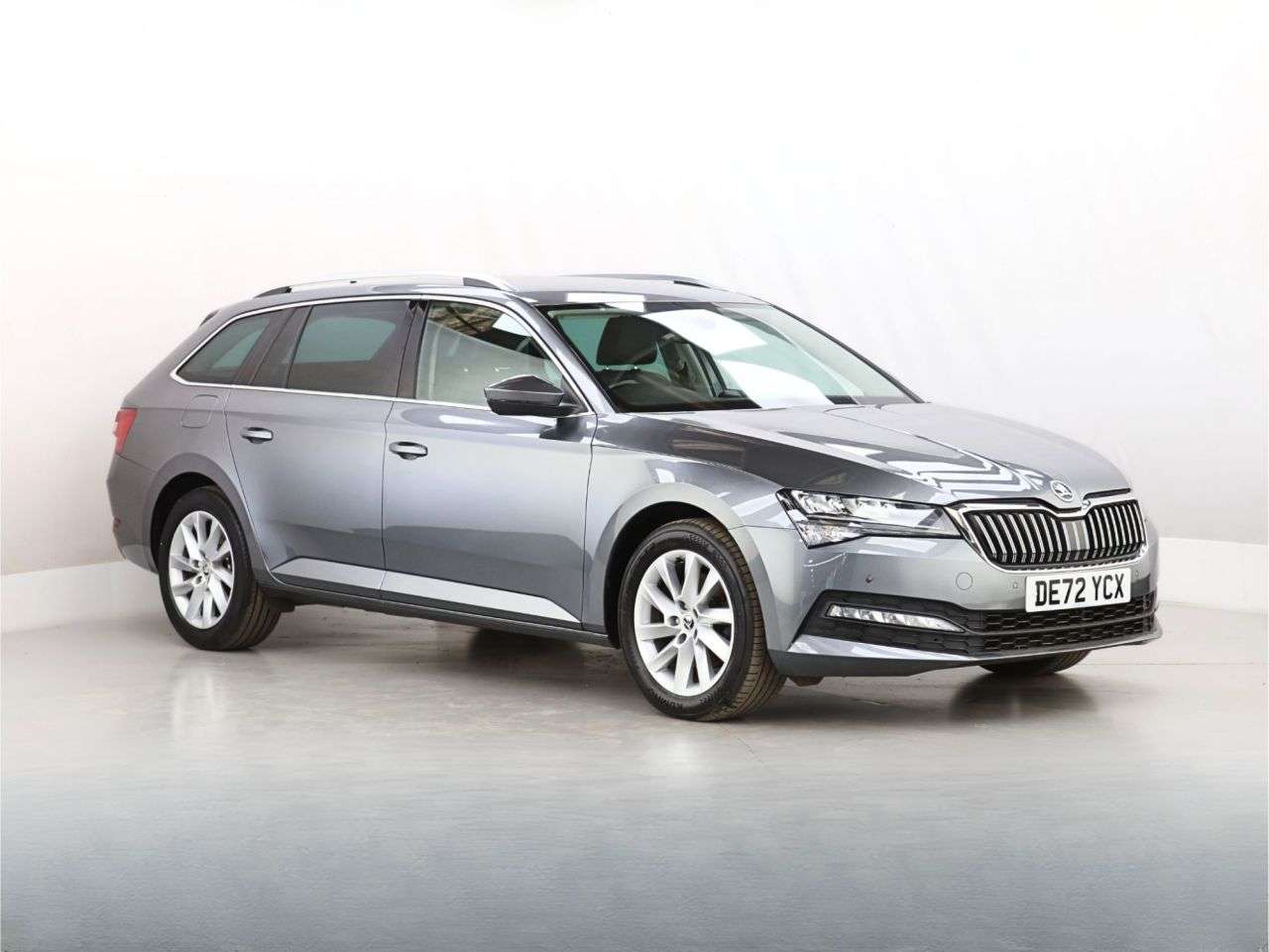 A 2022 SKODA SUPERB 1.5 TSI ACT SE Technology Estate 5dr Petrol DSG Euro 6 (s/s) (150 ps) A 2022 SKODA SUPERB 1.5 TSI ACT SE Technology Estate 5dr Petrol DSG Euro 6 (s/s) (150 ps)