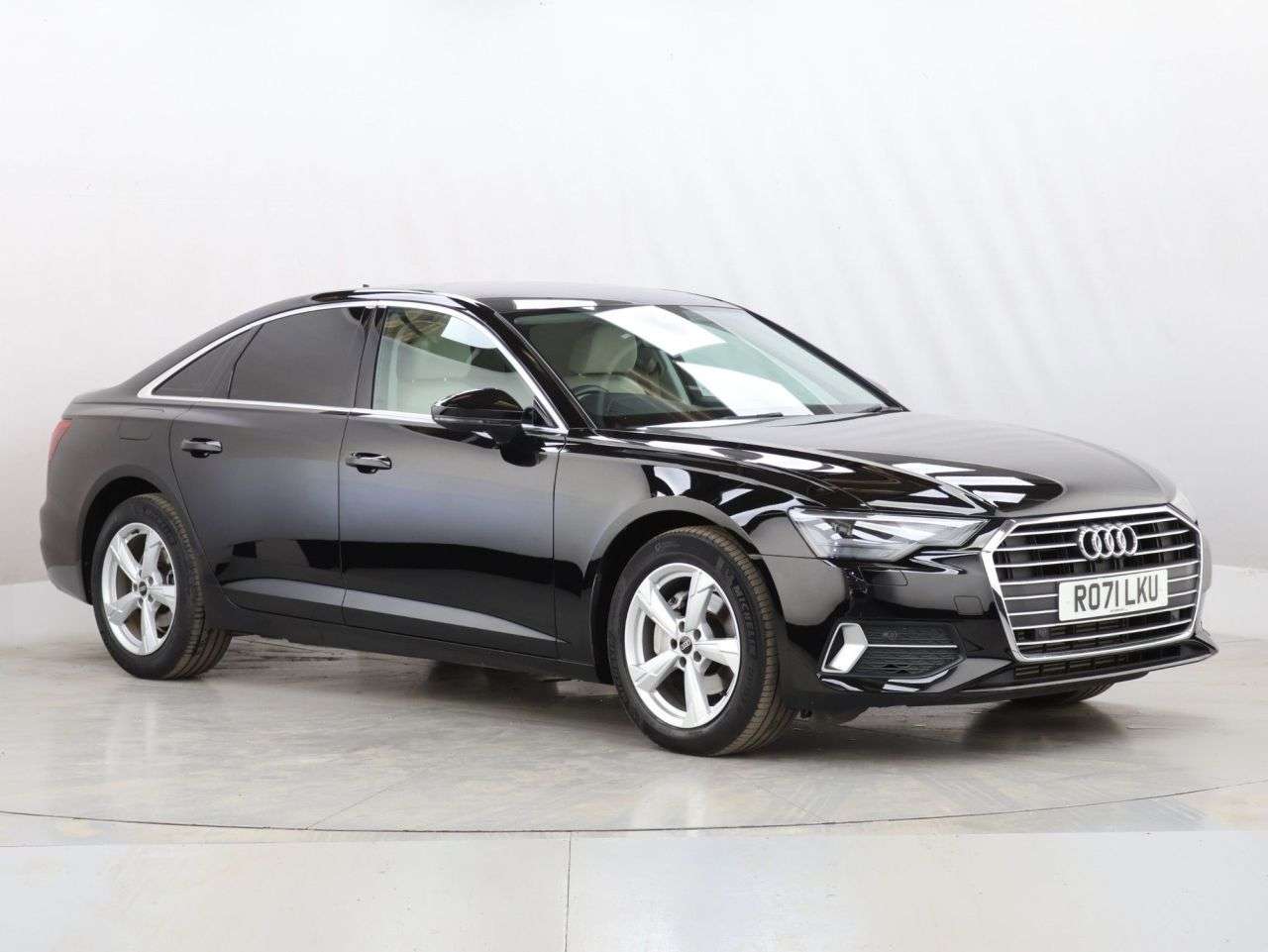 A 2021 AUDI A6 SALOON 2.0 TFSI 40 Sport Saloon 4dr Petrol S Tronic Euro 6 (s/s) (204 ps) A 2021 AUDI A6 SALOON 2.0 TFSI 40 Sport Saloon 4dr Petrol S Tronic Euro 6 (s/s) (204 ps)