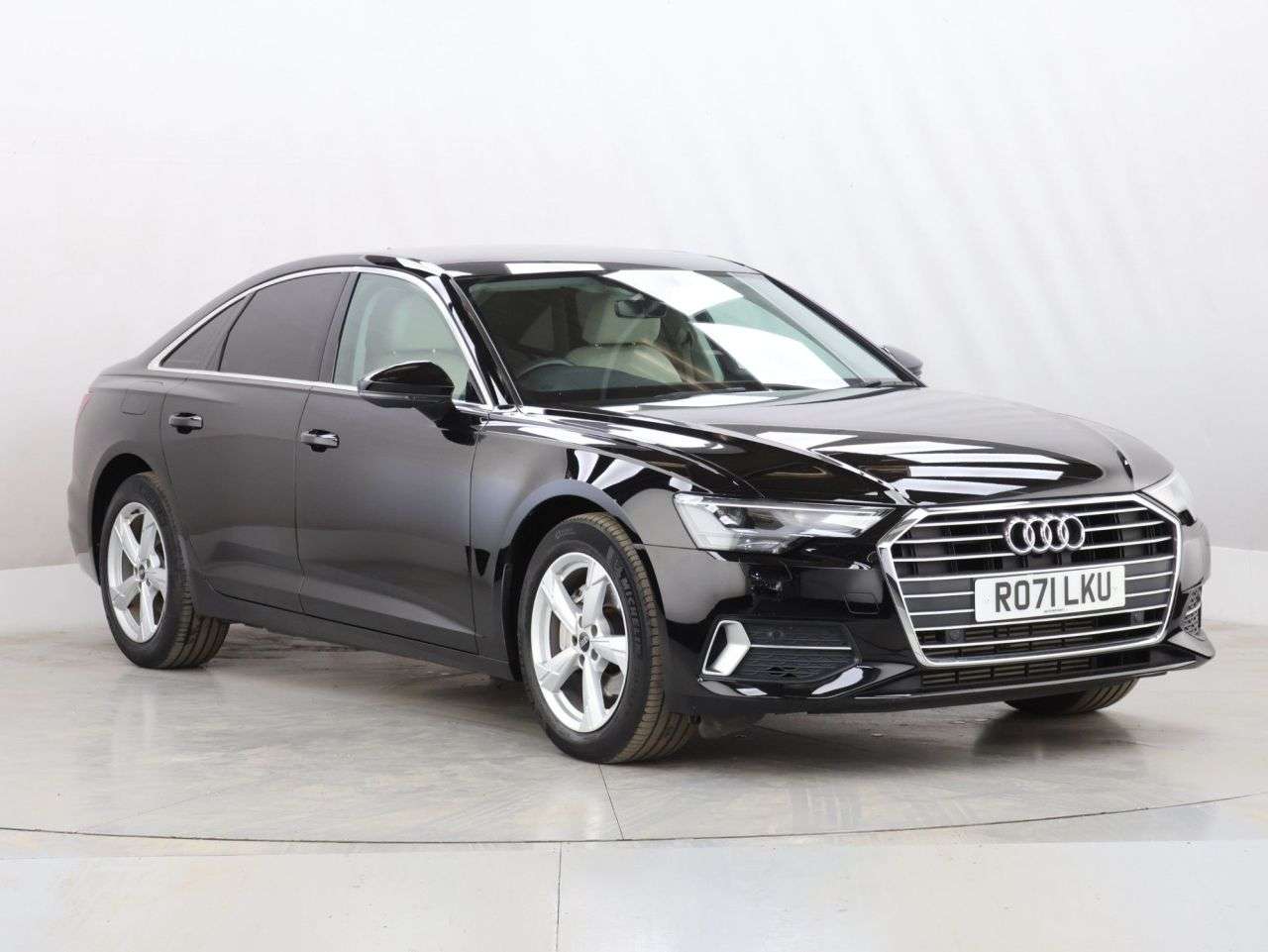 A 2021 AUDI A6 SALOON 2.0 TFSI 40 Sport Saloon 4dr Petrol S Tronic Euro 6 (s/s) (204 ps) A 2021 AUDI A6 SALOON 2.0 TFSI 40 Sport Saloon 4dr Petrol S Tronic Euro 6 (s/s) (204 ps)
