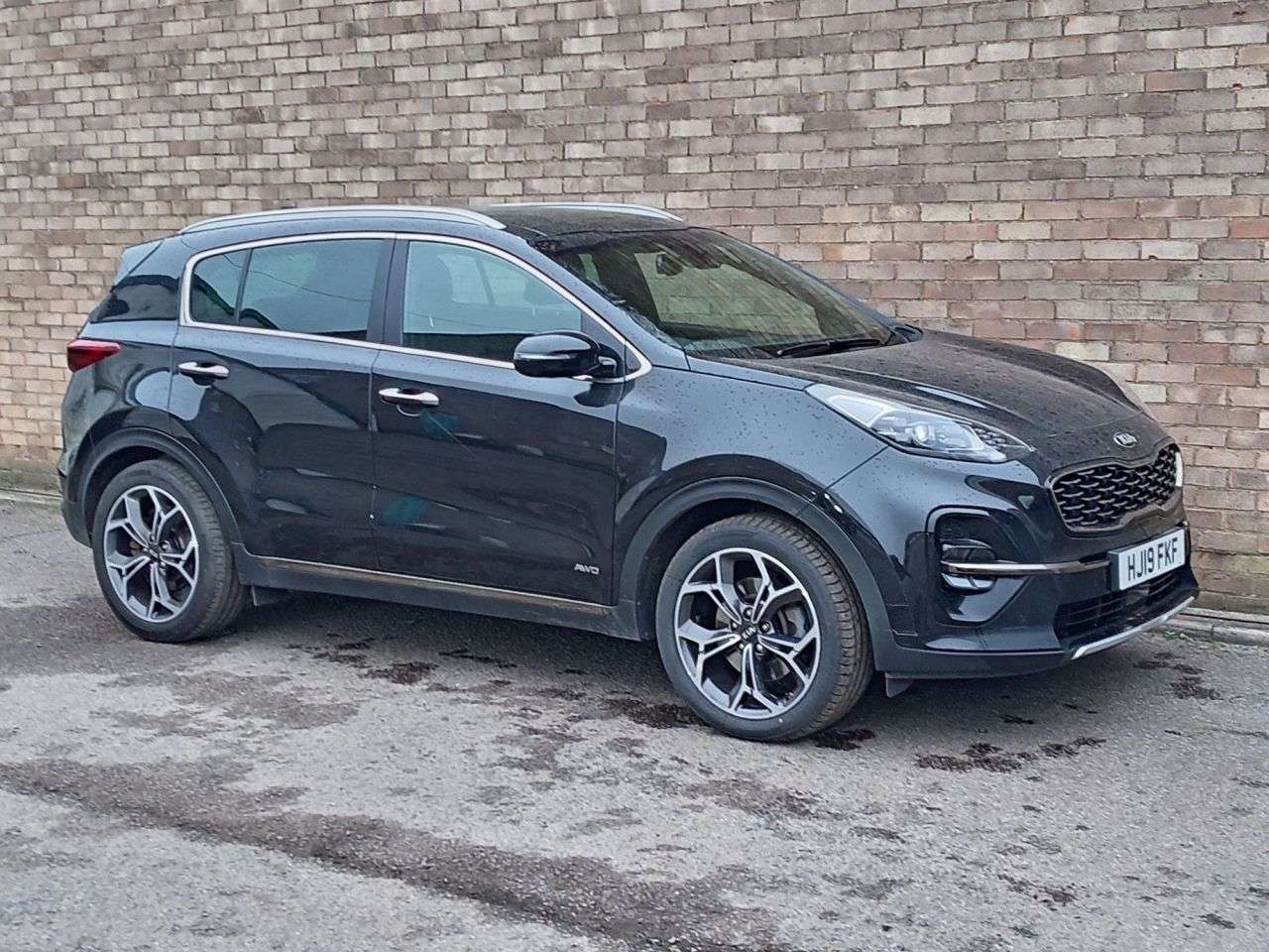 A 2019 KIA SPORTAGE 1.6 T-GDi GT-Line S SUV 5dr Petrol DCT AWD Euro 6 (s/s) (174 bhp) A 2019 KIA SPORTAGE 1.6 T-GDi GT-Line S SUV 5dr Petrol DCT AWD Euro 6 (s/s) (174 bhp)