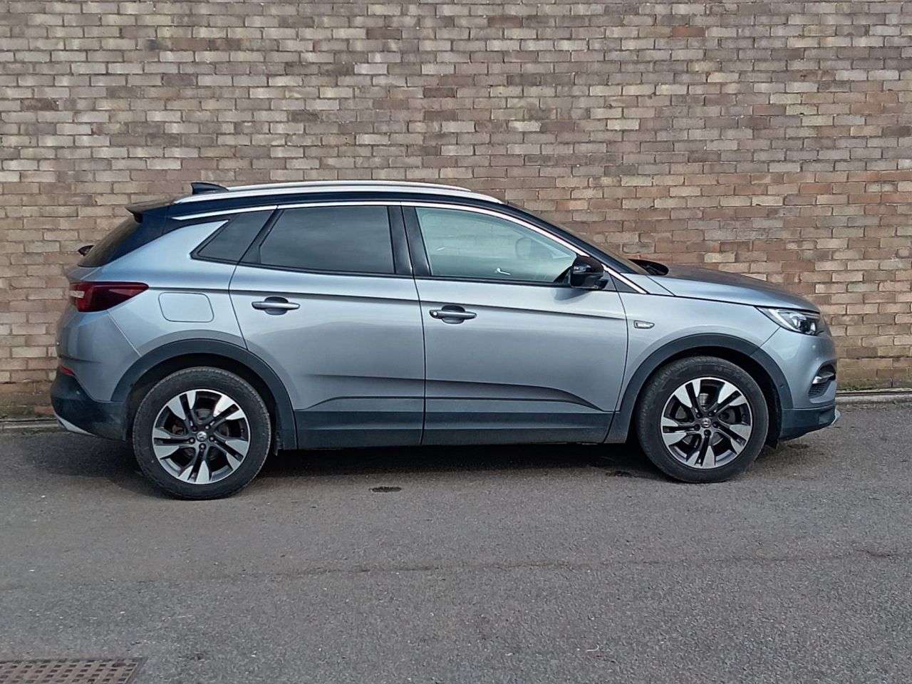 A 2019 VAUXHALL GRANDLAND X 1.2 Turbo GPF Sport Nav SUV 5dr Petrol Manual Euro 6 (s/s) (130 ps) A 2019 VAUXHALL GRANDLAND X 1.2 Turbo GPF Sport Nav SUV 5dr Petrol Manual Euro 6 (s/s) (130 ps)