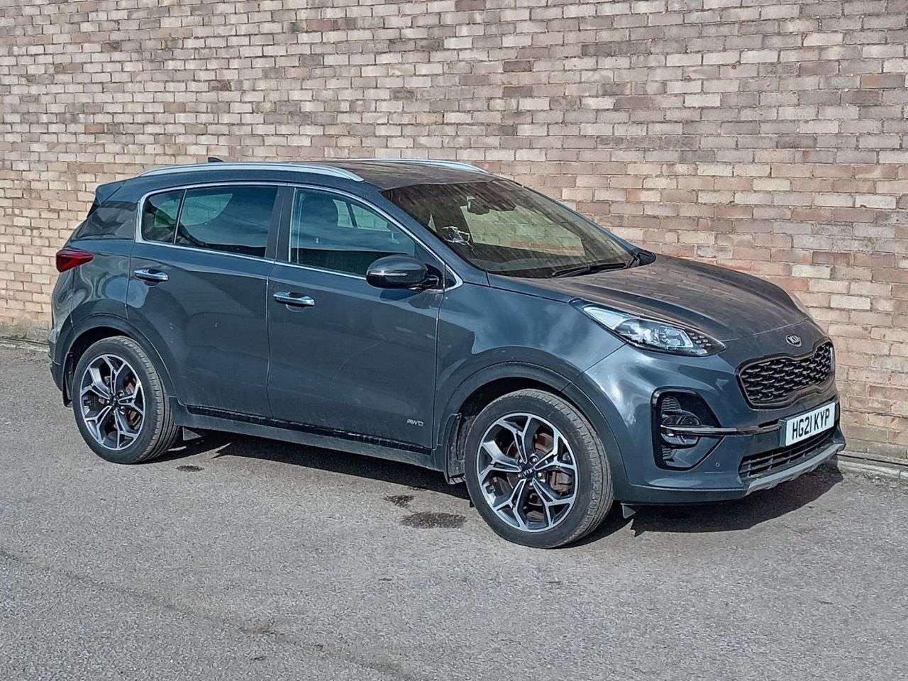 A 2021 KIA SPORTAGE 1.6 CRDi MHEV GT-Line SUV 5dr Diesel Hybrid DCT AWD Euro 6 (s/s) (134 bhp) A 2021 KIA SPORTAGE 1.6 CRDi MHEV GT-Line SUV 5dr Diesel Hybrid DCT AWD Euro 6 (s/s) (134 bhp)