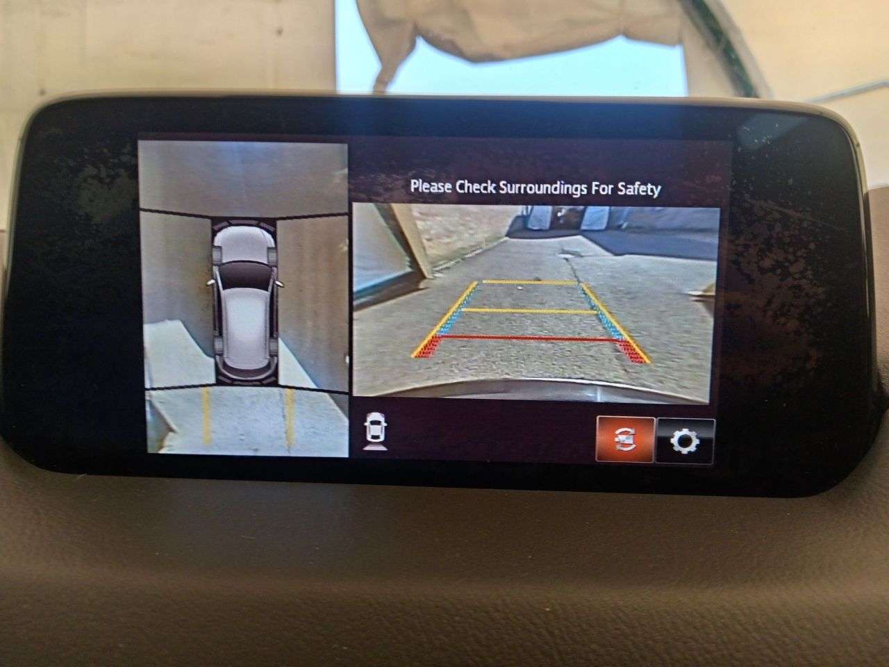 A 2019 MAZDA CX-5 2.2 SKYACTIV-D GT Sport Nav+ SUV 5dr Diesel Manual 4WD Euro 6 (s/s) (184 ps A 2019 MAZDA CX-5 2.2 SKYACTIV-D GT Sport Nav+ SUV 5dr Diesel Manual 4WD Euro 6 (s/s) (184 ps