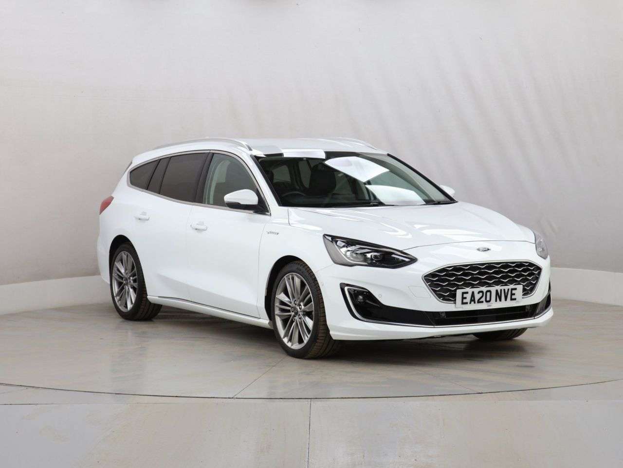 A 2020 FORD FOCUS 1.5 EcoBlue Vignale Estate 5dr Diesel Auto Euro 6 (s/s) (120 ps) A 2020 FORD FOCUS 1.5 EcoBlue Vignale Estate 5dr Diesel Auto Euro 6 (s/s) (120 ps)