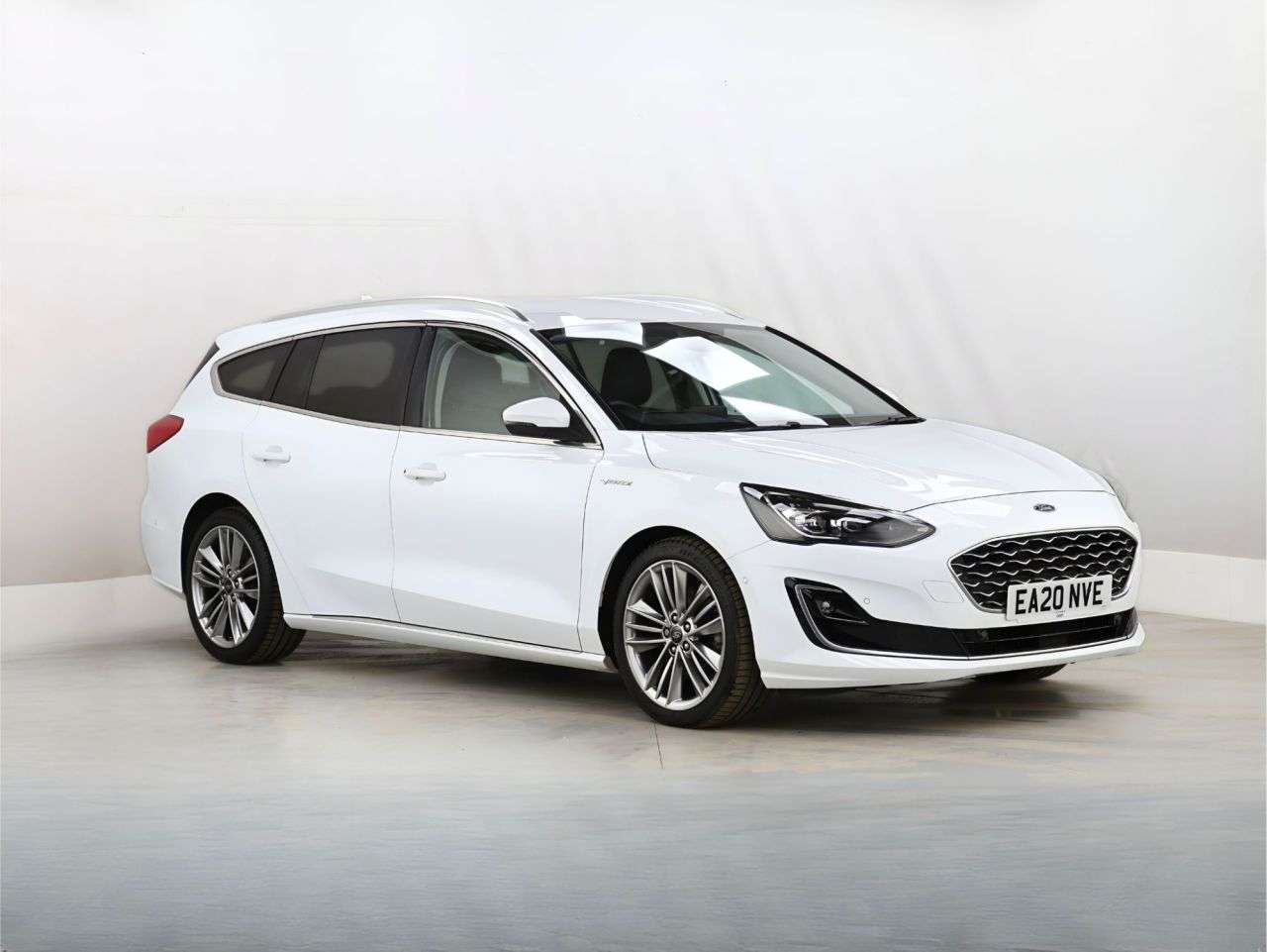 A 2020 FORD FOCUS 1.5 EcoBlue Vignale Estate 5dr Diesel Auto Euro 6 (s/s) (120 ps) A 2020 FORD FOCUS 1.5 EcoBlue Vignale Estate 5dr Diesel Auto Euro 6 (s/s) (120 ps)