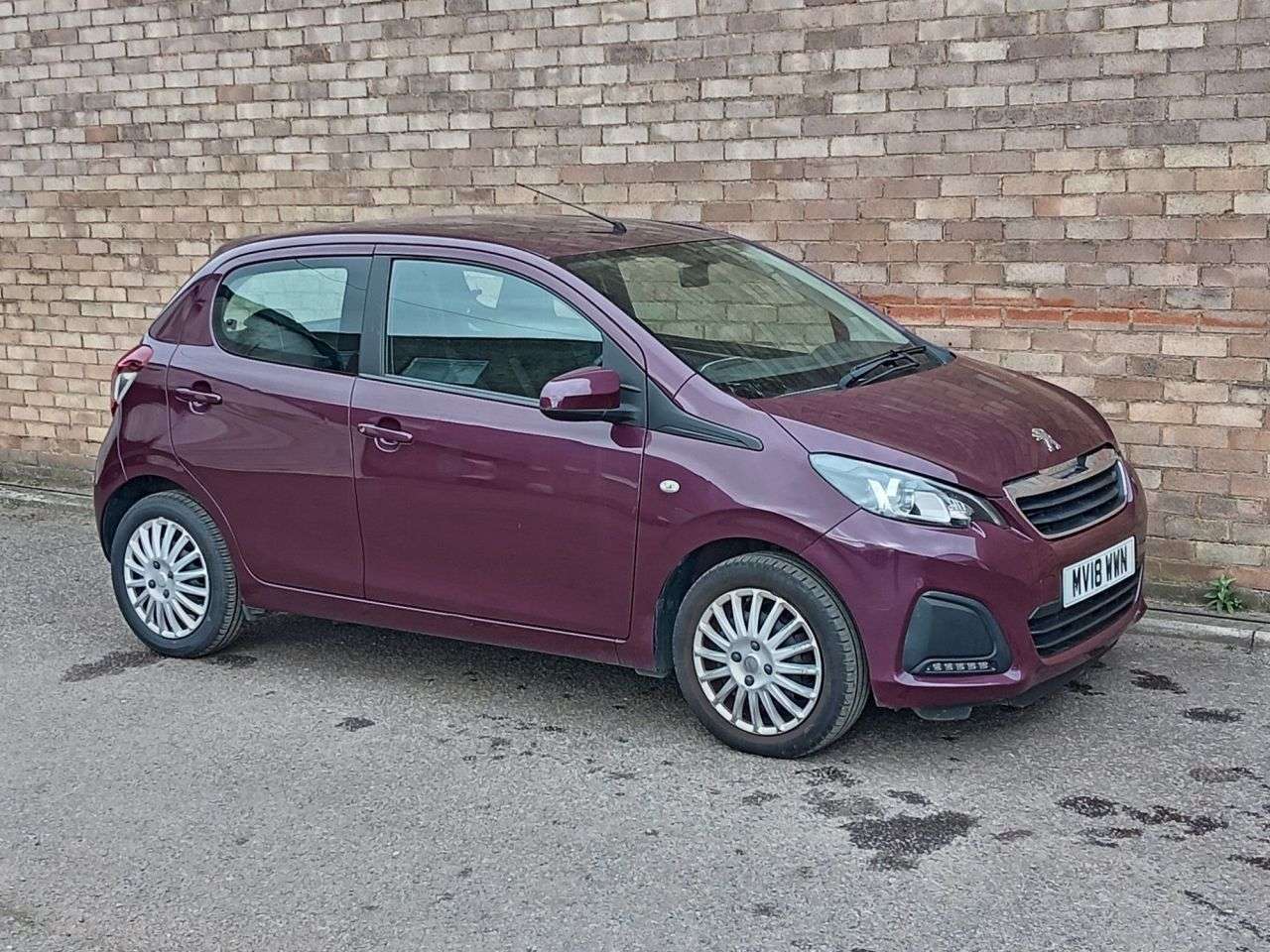 A 2018 PEUGEOT 108 1.0 Active Hatchback 5dr Petrol 2 Tronic Euro 6 (68 ps) A 2018 PEUGEOT 108 1.0 Active Hatchback 5dr Petrol 2 Tronic Euro 6 (68 ps)