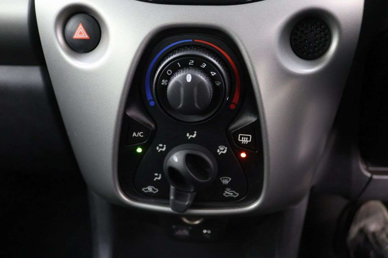 2018 PEUGEOT 108 2018 PEUGEOT 108