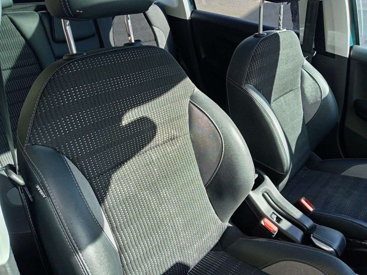 2019 PEUGEOT 2008 2019 PEUGEOT 2008