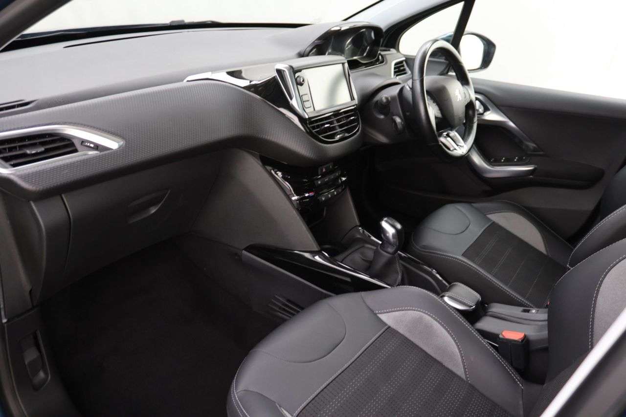 2019 PEUGEOT 2008 2019 PEUGEOT 2008