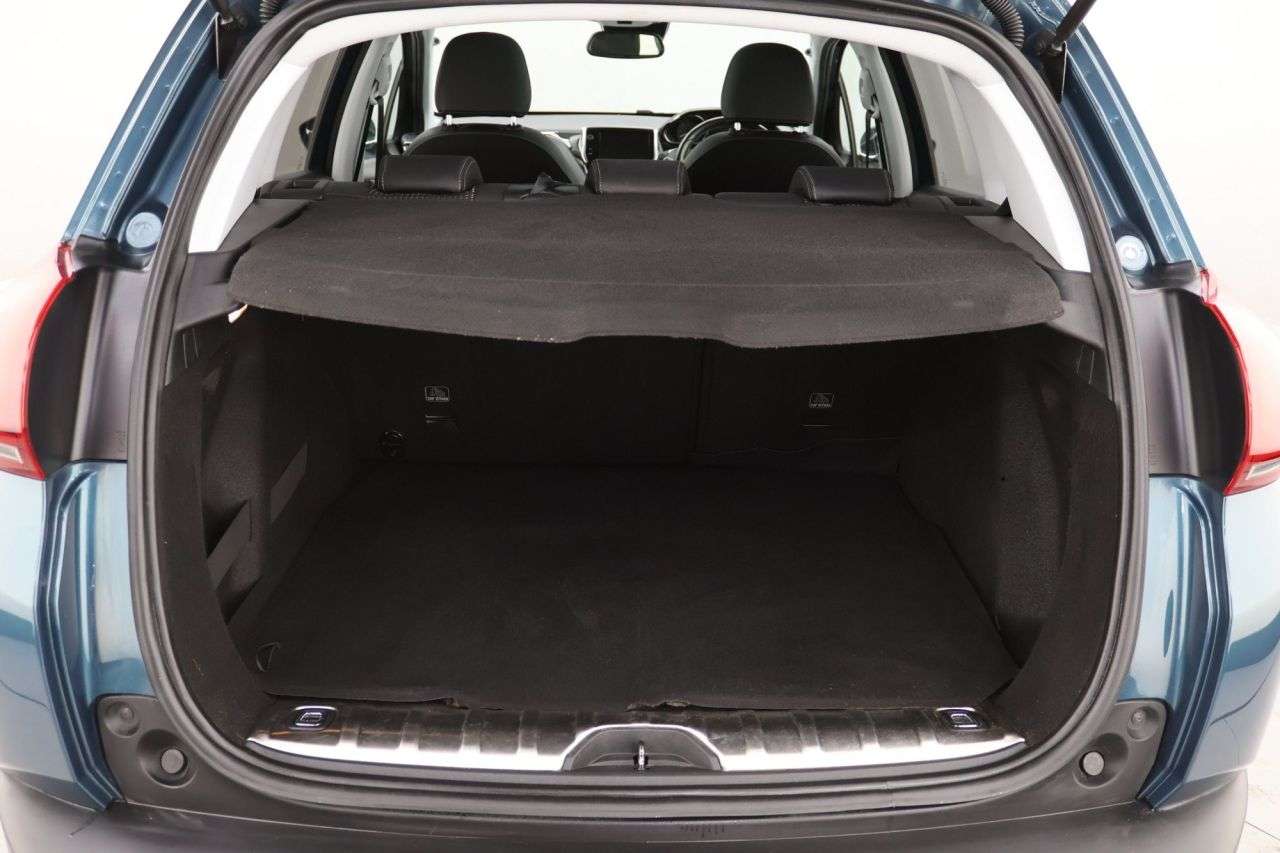 2019 PEUGEOT 2008 2019 PEUGEOT 2008