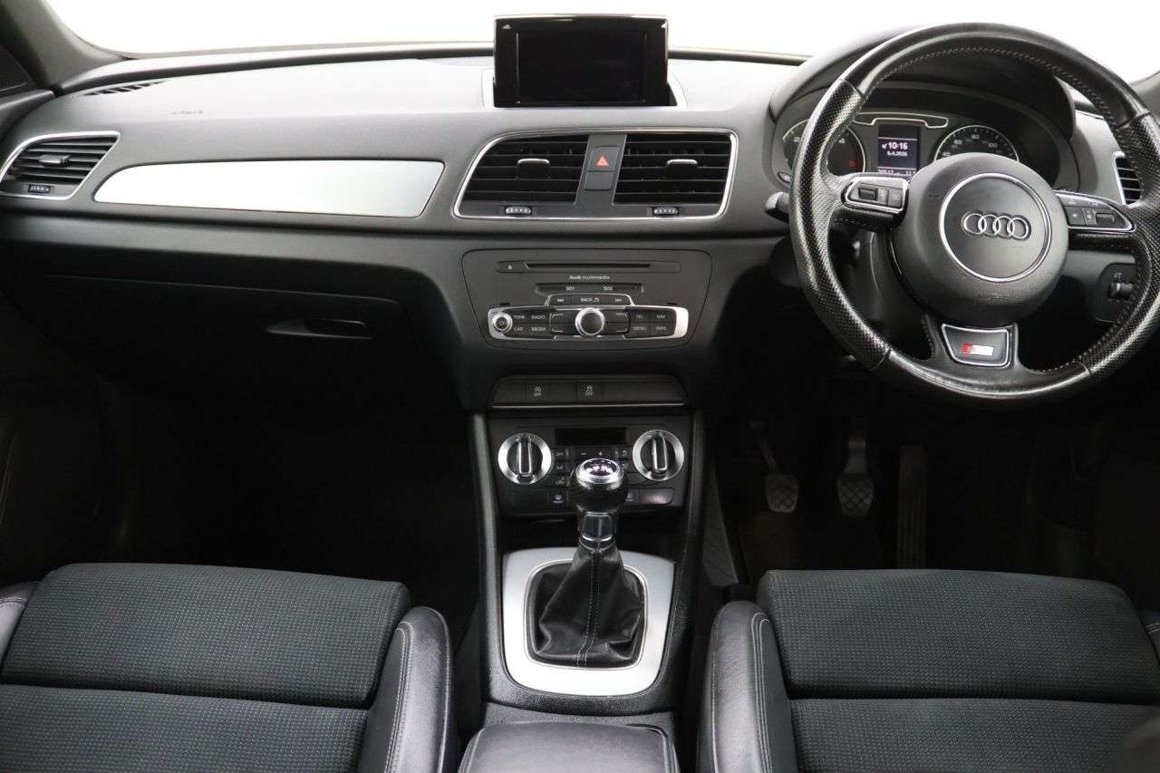 2013 AUDI Q3 2013 AUDI Q3