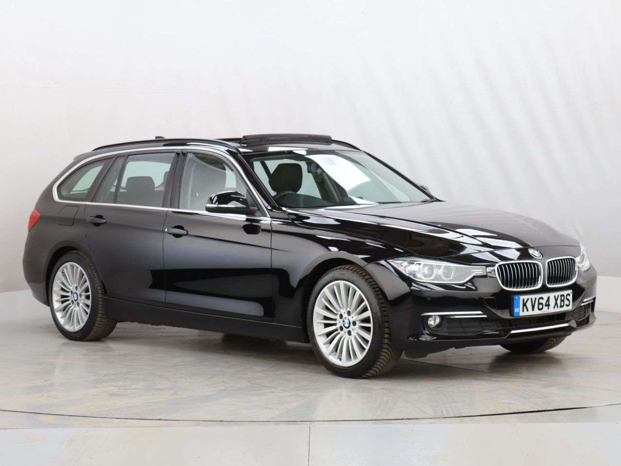 A 2014 BMW 3 SERIES 2.0 320d Luxury Touring 5dr Diesel Auto Euro 5 (s/s) (184 ps) A 2014 BMW 3 SERIES 2.0 320d Luxury Touring 5dr Diesel Auto Euro 5 (s/s) (184 ps)