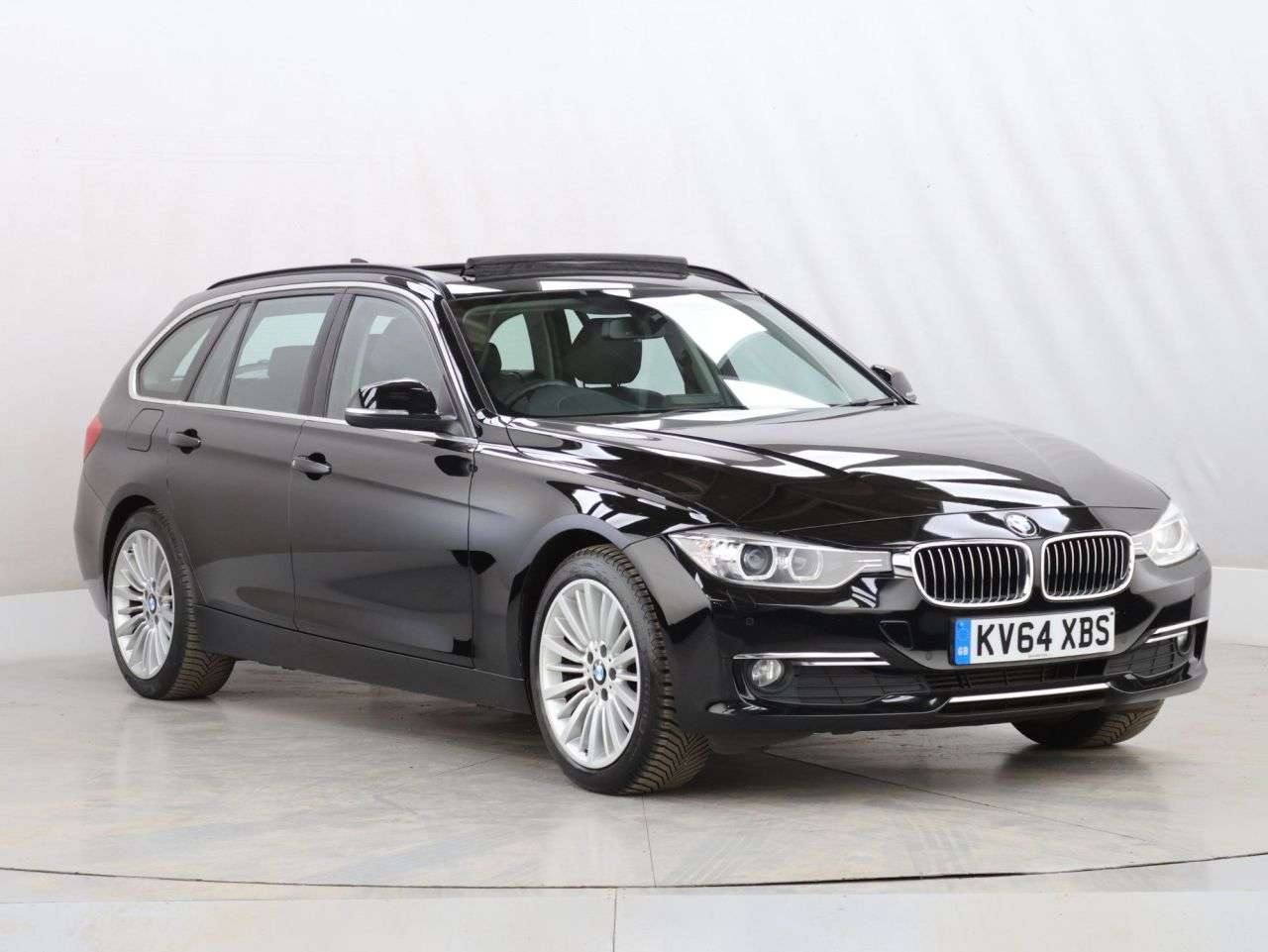 A 2014 BMW 3 SERIES 2.0 320d Luxury Touring 5dr Diesel Auto Euro 5 (s/s) (184 ps) A 2014 BMW 3 SERIES 2.0 320d Luxury Touring 5dr Diesel Auto Euro 5 (s/s) (184 ps)
