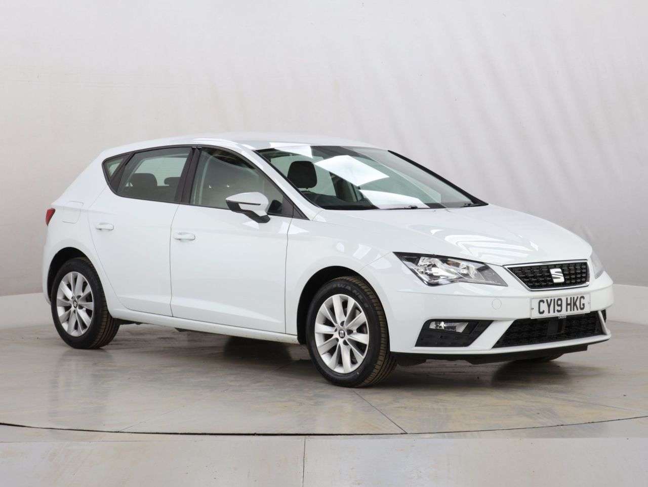 A 2019 SEAT LEON 1.5 TSI EVO SE Hatchback 5dr Petrol Manual Euro 6 (s/s) (130 ps) A 2019 SEAT LEON 1.5 TSI EVO SE Hatchback 5dr Petrol Manual Euro 6 (s/s) (130 ps)