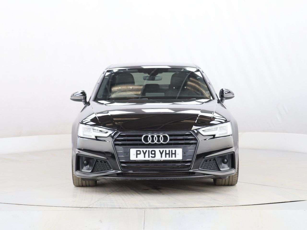 A 2019 AUDI A4 2.0 TFSI 40 Black Edition Saloon 4dr Petrol S Tronic Euro 6 (s/s) (190 ps) A 2019 AUDI A4 2.0 TFSI 40 Black Edition Saloon 4dr Petrol S Tronic Euro 6 (s/s) (190 ps)