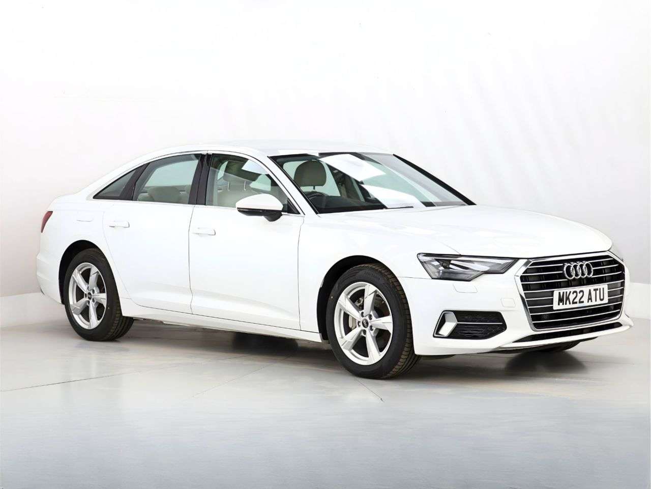 A 2022 AUDI A6 SALOON 2.0 TDI 40 Sport Saloon 4dr Diesel S Tronic Euro 6 (s/s) (204 ps) A 2022 AUDI A6 SALOON 2.0 TDI 40 Sport Saloon 4dr Diesel S Tronic Euro 6 (s/s) (204 ps)