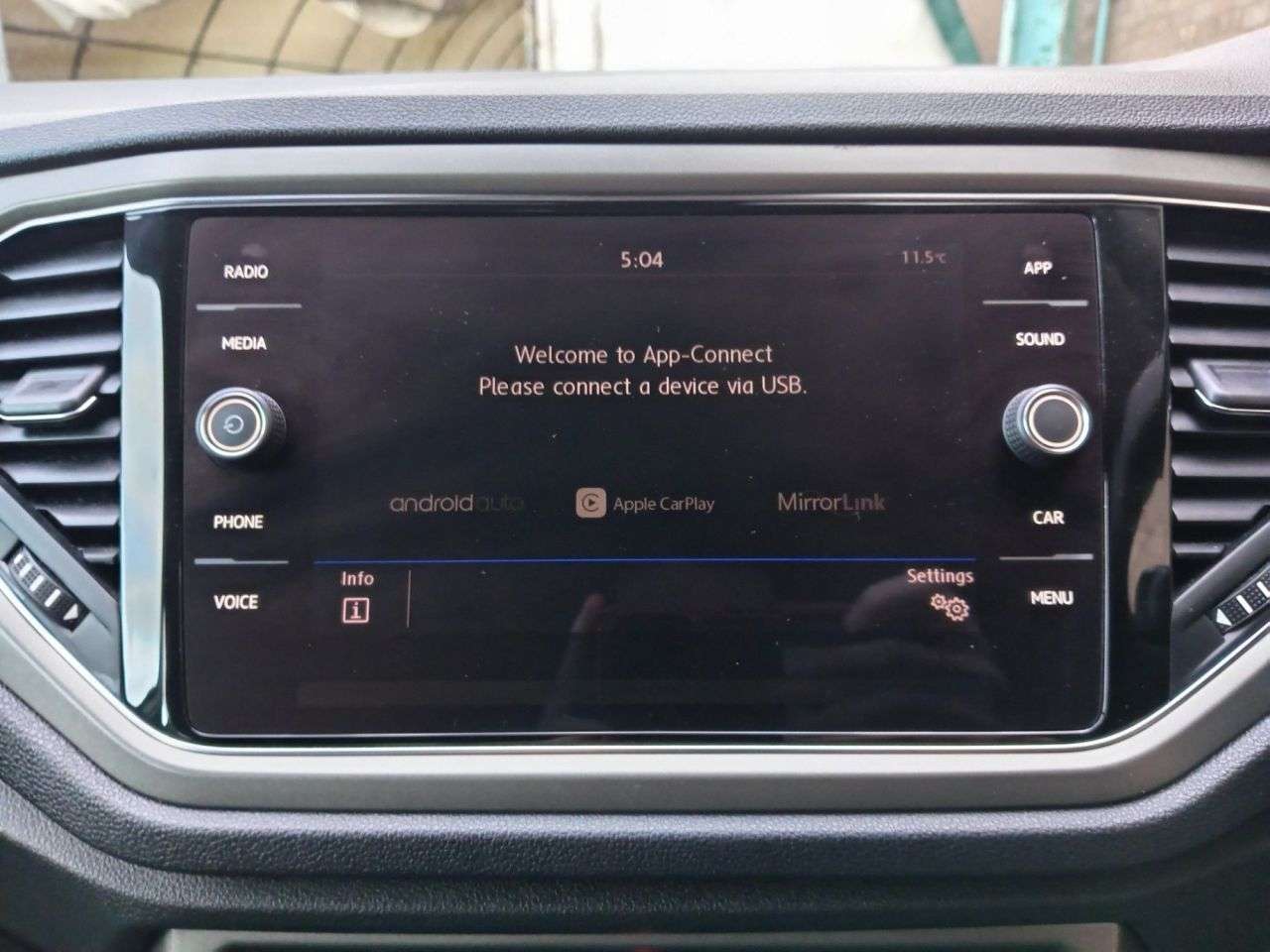 2020 VOLKSWAGEN T-ROC 2020 VOLKSWAGEN T-ROC