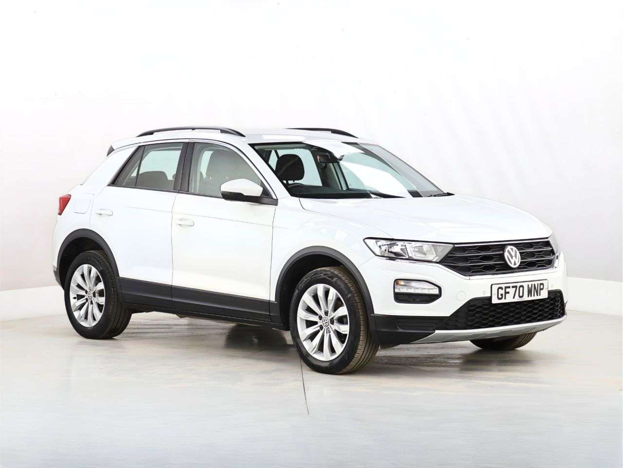 A 2020 VOLKSWAGEN T-ROC 1.0 TSI SE SUV 5dr Petrol Manual Euro 6 (s/s) (110 ps) A 2020 VOLKSWAGEN T-ROC 1.0 TSI SE SUV 5dr Petrol Manual Euro 6 (s/s) (110 ps)