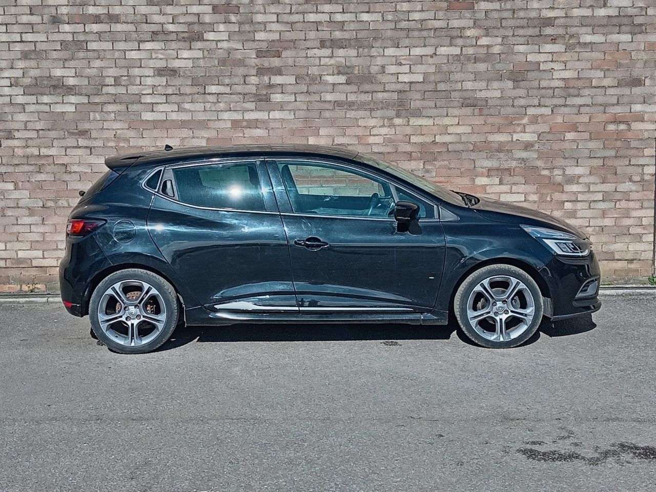 2018 RENAULT CLIO 2018 RENAULT CLIO