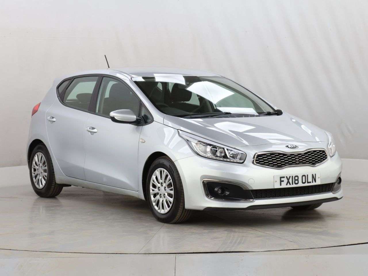 A 2018 KIA CEED 1.6 CRDi 1 Hatchback 5dr Diesel Manual Euro 6 (s/s) (134 bhp) A 2018 KIA CEED 1.6 CRDi 1 Hatchback 5dr Diesel Manual Euro 6 (s/s) (134 bhp)