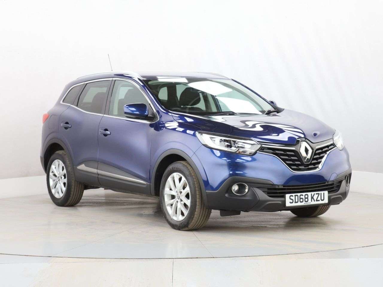 A 2018 RENAULT KADJAR 1.3 TCe Dynamique Nav SUV 5dr Petrol Manual Euro 6 (s/s) (140 ps) A 2018 RENAULT KADJAR 1.3 TCe Dynamique Nav SUV 5dr Petrol Manual Euro 6 (s/s) (140 ps)