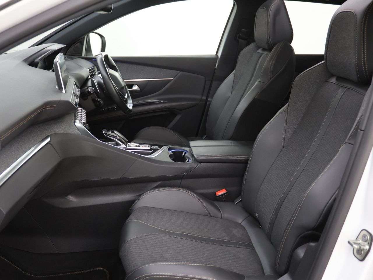 2020 PEUGEOT 3008 2020 PEUGEOT 3008