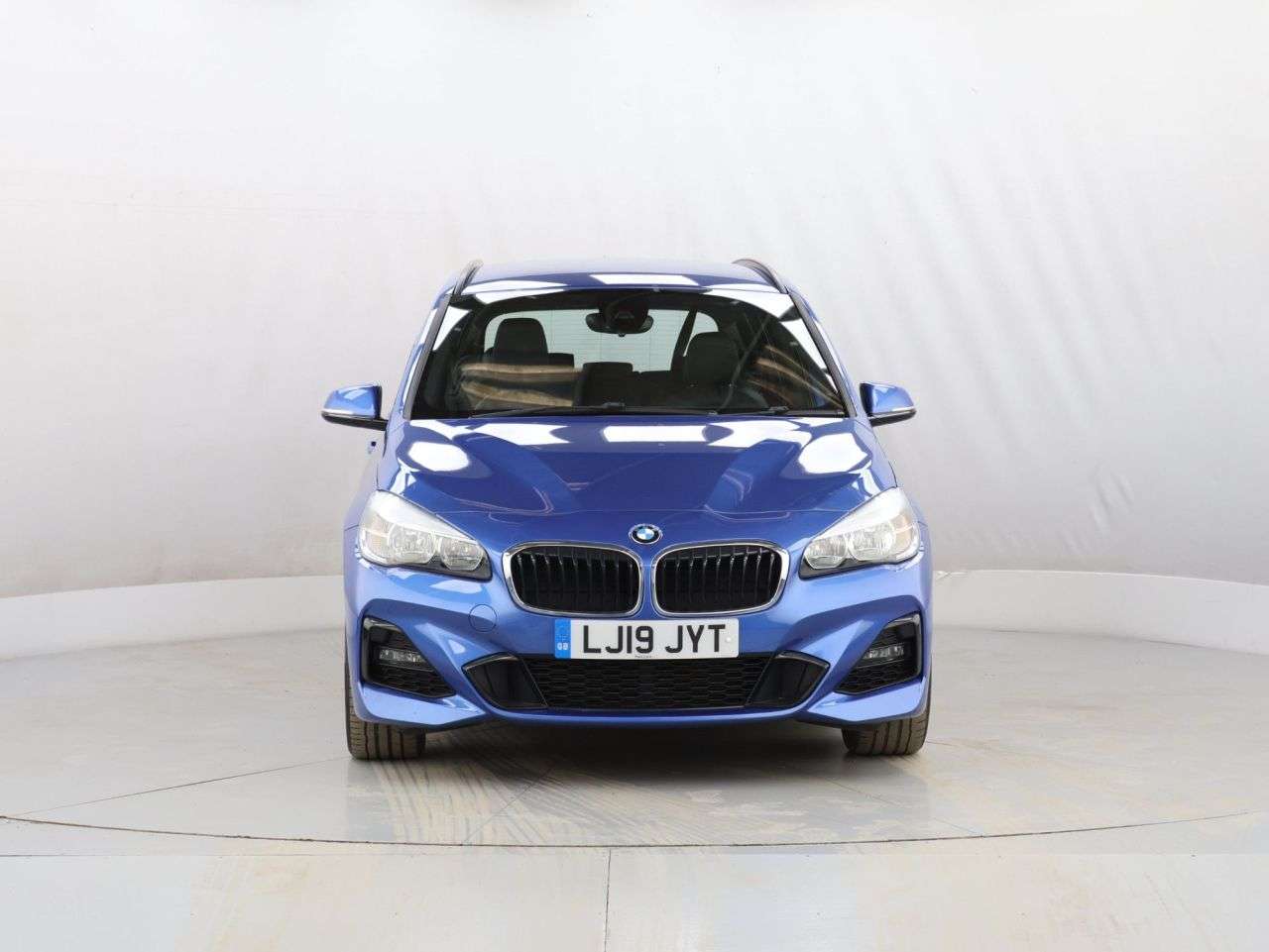 A 2019 BMW 2 SERIES GRAN TOURER 2.0 218d M Sport MPV 5dr Diesel Auto Euro 6 (s/s) (150 ps) A 2019 BMW 2 SERIES GRAN TOURER 2.0 218d M Sport MPV 5dr Diesel Auto Euro 6 (s/s) (150 ps)