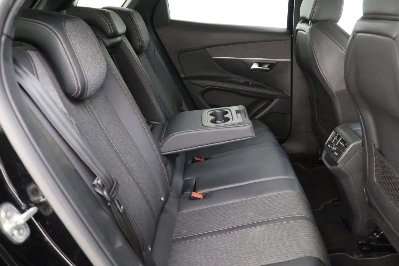 2019 PEUGEOT 3008 2019 PEUGEOT 3008