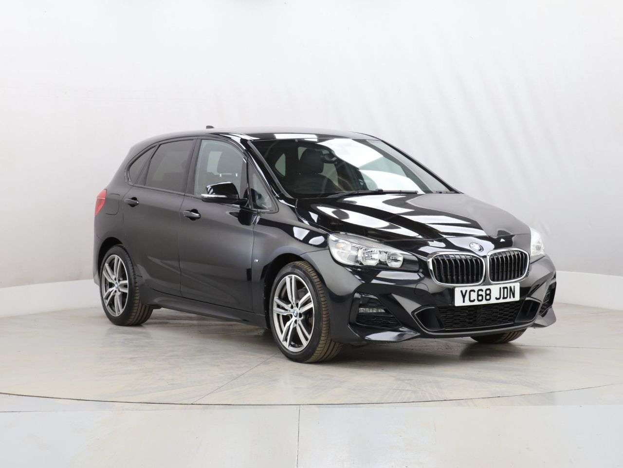 A 2019 BMW 2 SERIES ACTIVE TOURER 2.0 220i GPF M Sport MPV 5dr Petrol DCT Euro 6 (s/s) (192 ps) A 2019 BMW 2 SERIES ACTIVE TOURER 2.0 220i GPF M Sport MPV 5dr Petrol DCT Euro 6 (s/s) (192 ps)