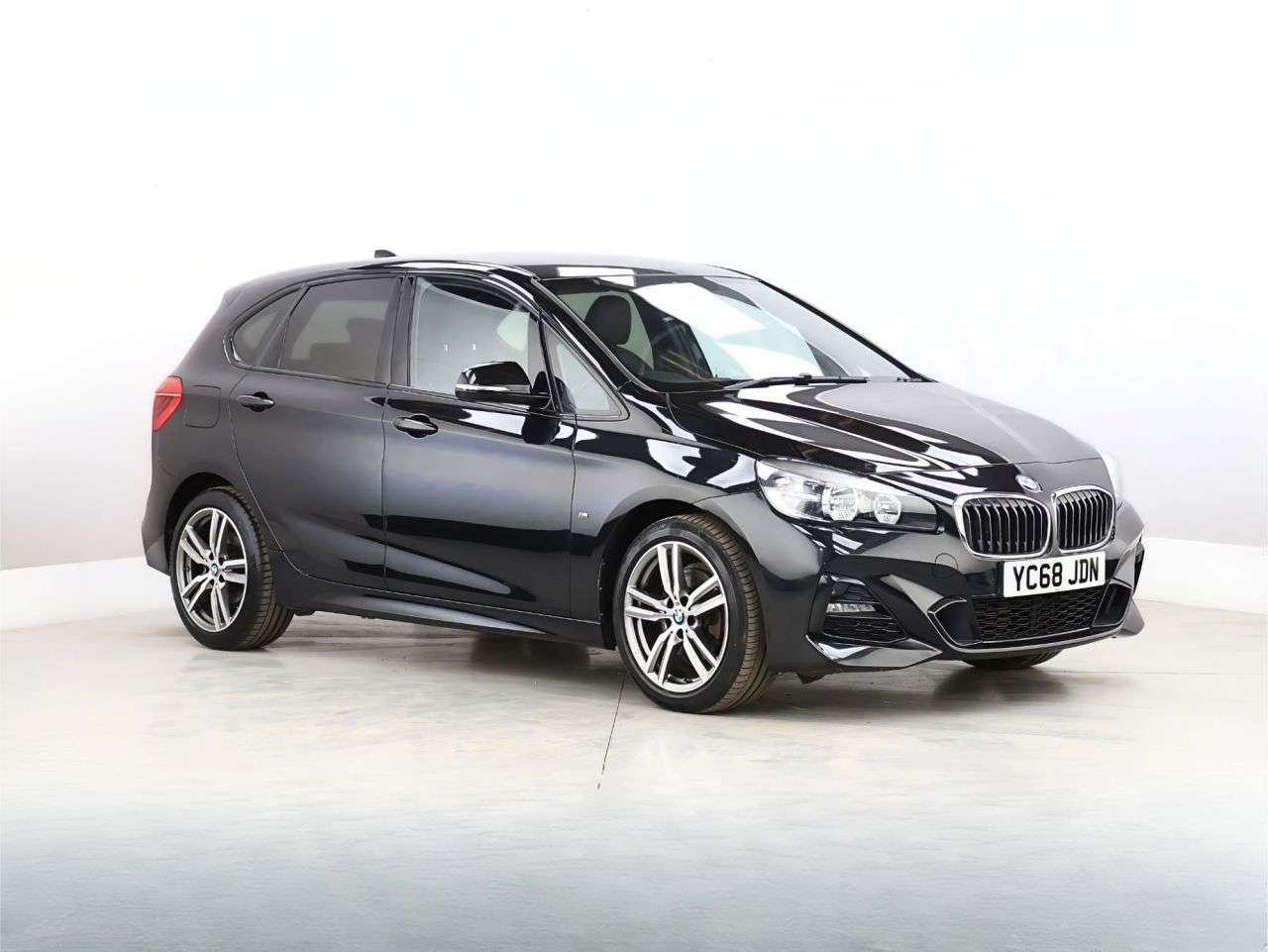 A 2019 BMW 2 SERIES ACTIVE TOURER 2.0 220i GPF M Sport MPV 5dr Petrol DCT Euro 6 (s/s) (192 ps) A 2019 BMW 2 SERIES ACTIVE TOURER 2.0 220i GPF M Sport MPV 5dr Petrol DCT Euro 6 (s/s) (192 ps)