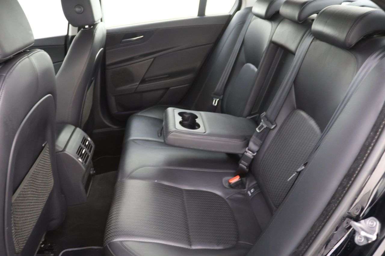 2018 JAGUAR XE 2018 JAGUAR XE