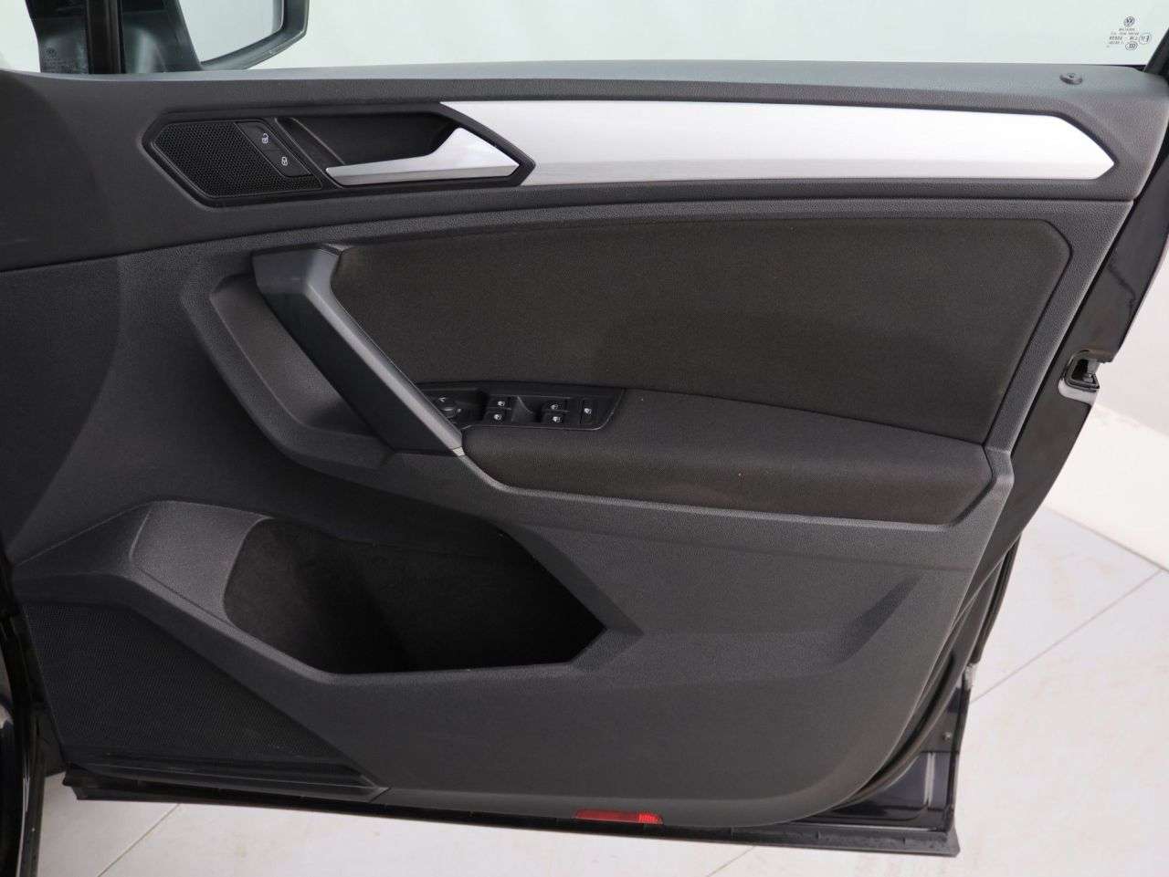 2019 VOLKSWAGEN TIGUAN 2019 VOLKSWAGEN TIGUAN