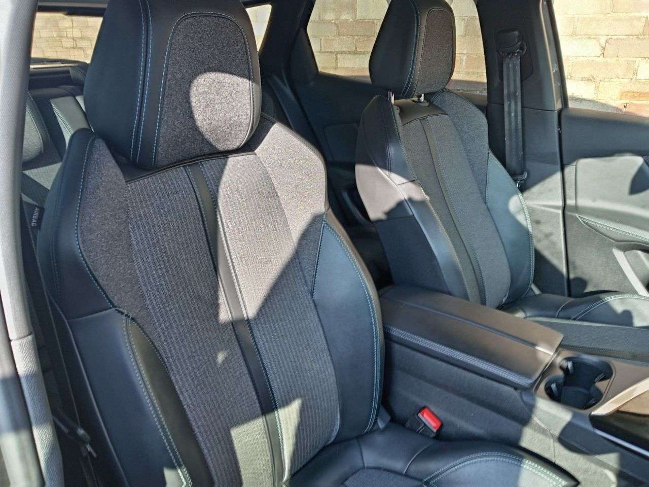 2021 PEUGEOT 3008 2021 PEUGEOT 3008