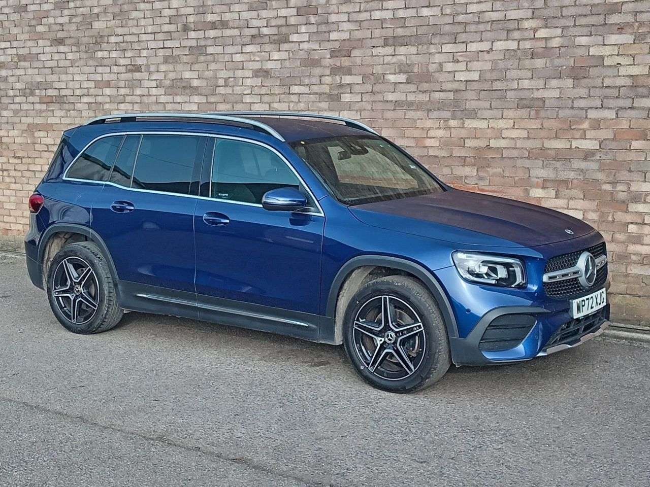 A 2023 MERCEDES-BENZ GLB CLASS 2.0 GLB200d AMG Line (Executive) SUV 5dr Diesel 8G-DCT Euro 6 (s/s) (150 ps A 2023 MERCEDES-BENZ GLB CLASS 2.0 GLB200d AMG Line (Executive) SUV 5dr Diesel 8G-DCT Euro 6 (s/s) (150 ps